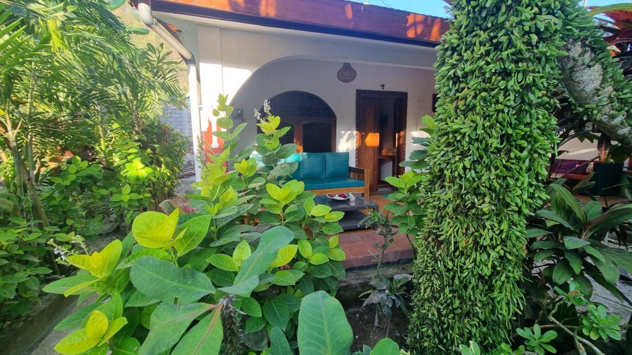 Catra Homestay Beach Apartments Candidasa Eksteriør bilde
